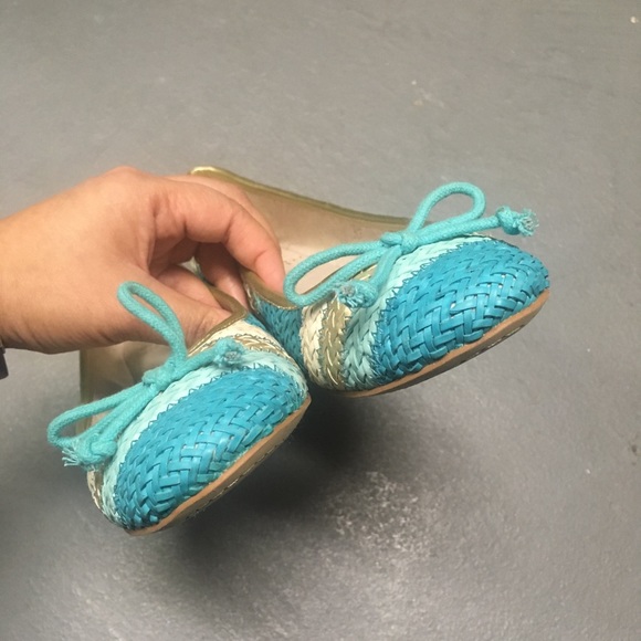 NWT Vince Camuto Lyon Blue & Gold Ballerina Flats - Picture 13 of 16